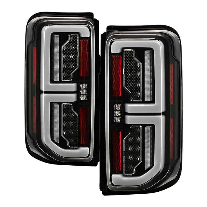 SPY-5088765_01.jpg